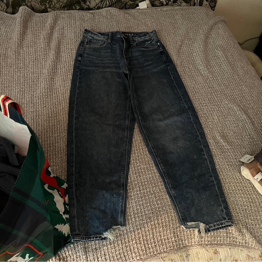 American Eagle Mom Jeans